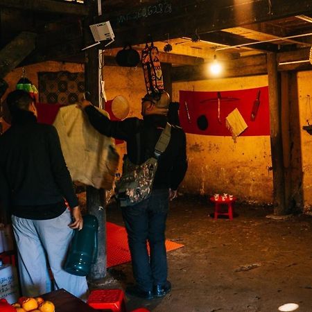Homie House Thien Huong - Traditional Home 동반 외부 사진