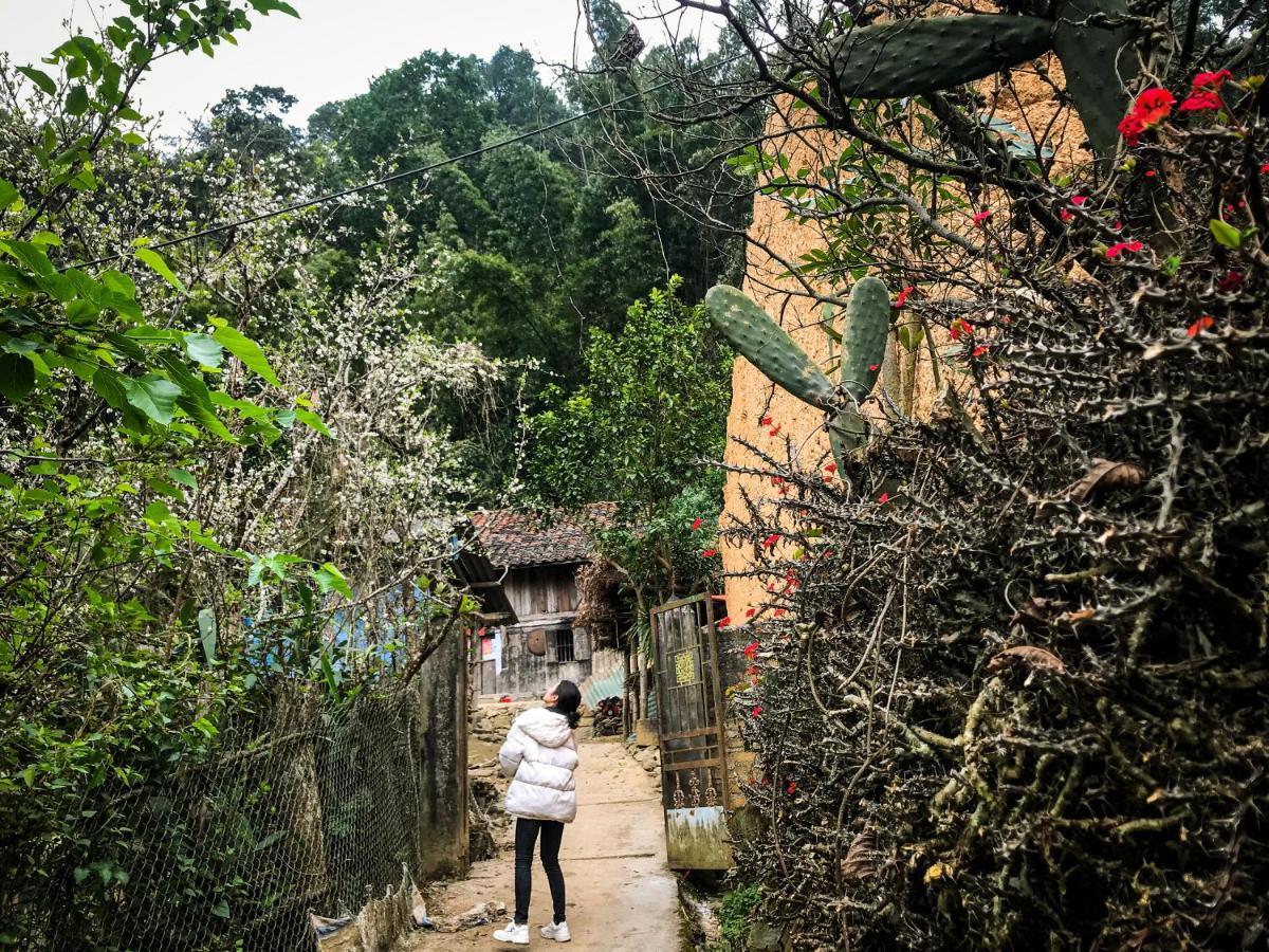Homie House Thien Huong - Traditional Home 동반 외부 사진