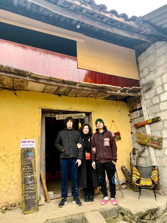 Homie House Thien Huong - Traditional Home 동반 외부 사진