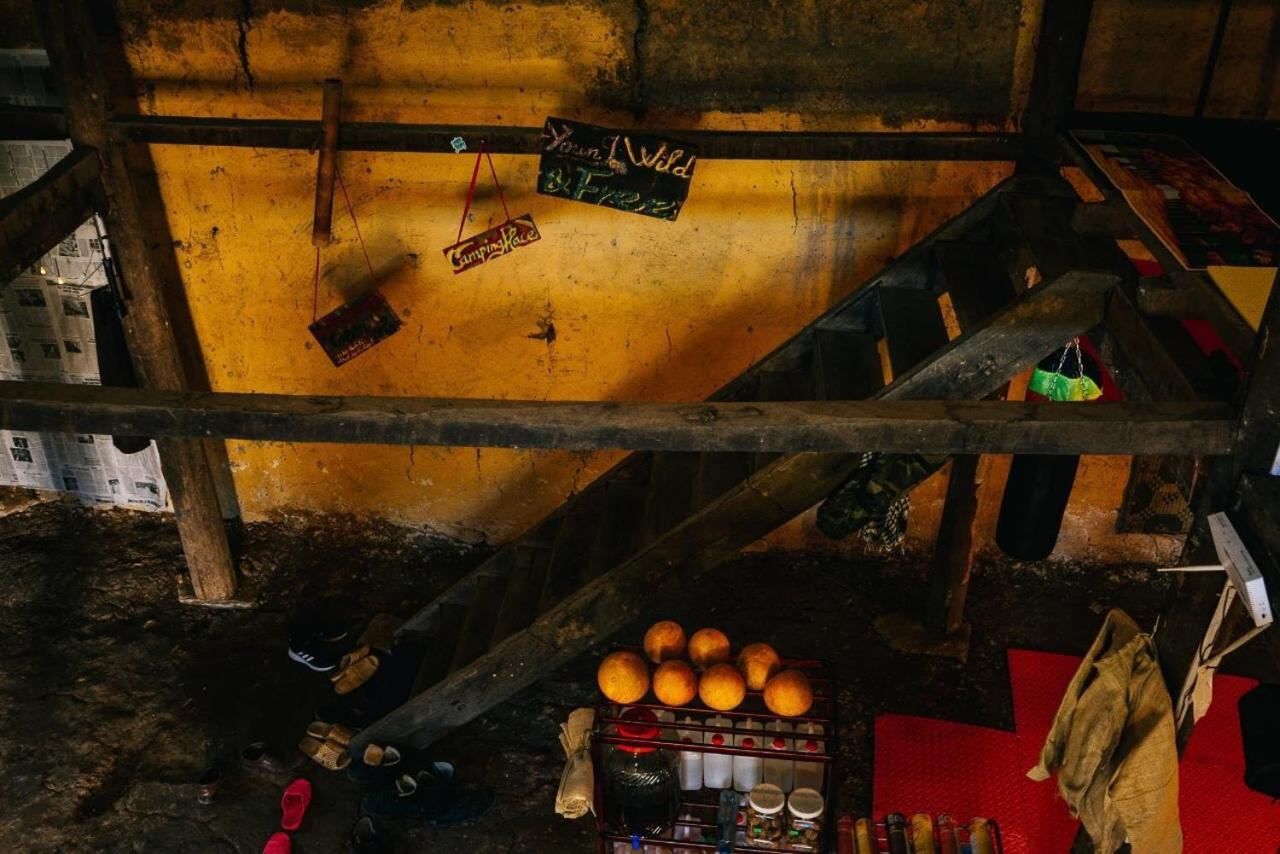 Homie House Thien Huong - Traditional Home 동반 외부 사진
