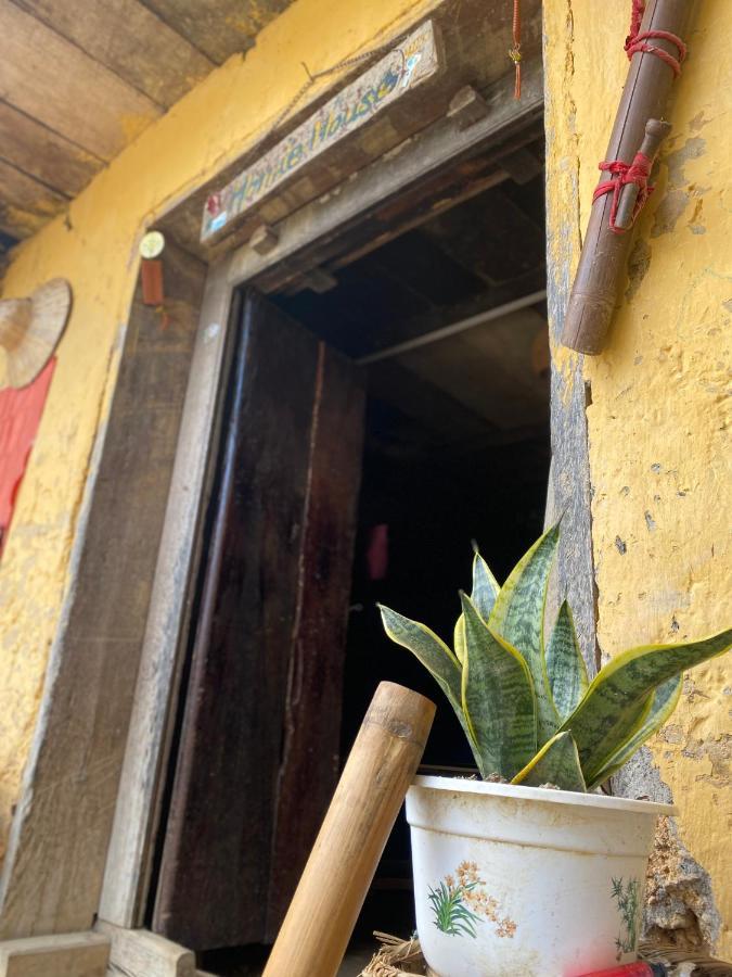 Homie House Thien Huong - Traditional Home 동반 외부 사진