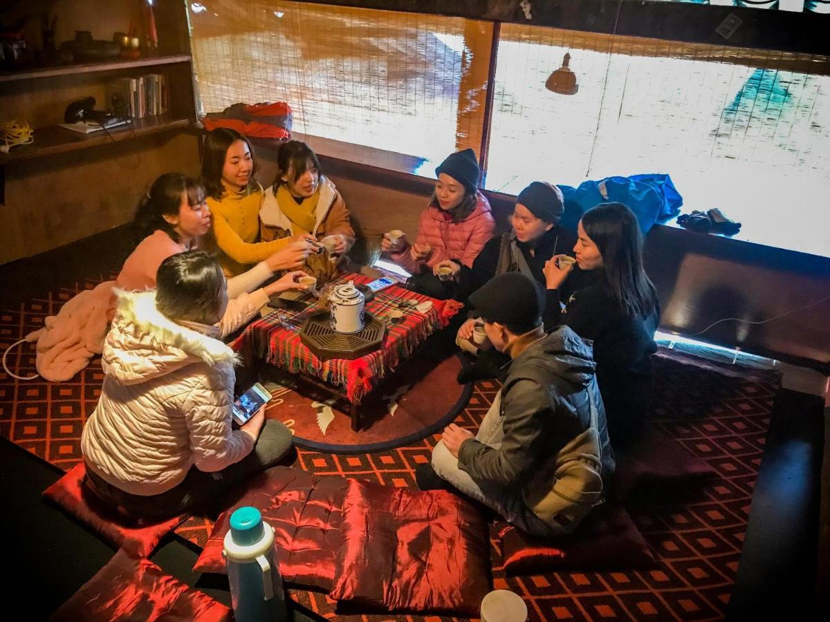 Homie House Thien Huong - Traditional Home 동반 외부 사진