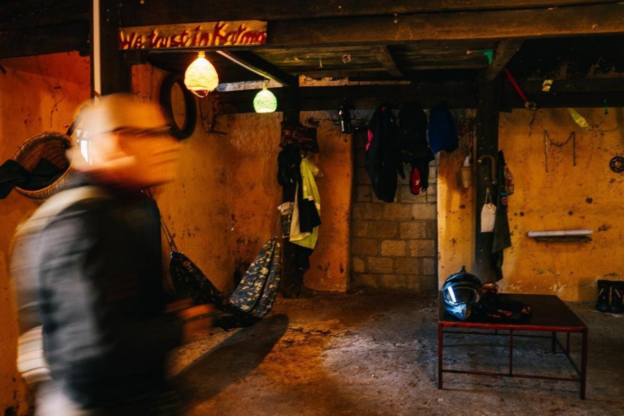 Homie House Thien Huong - Traditional Home 동반 외부 사진
