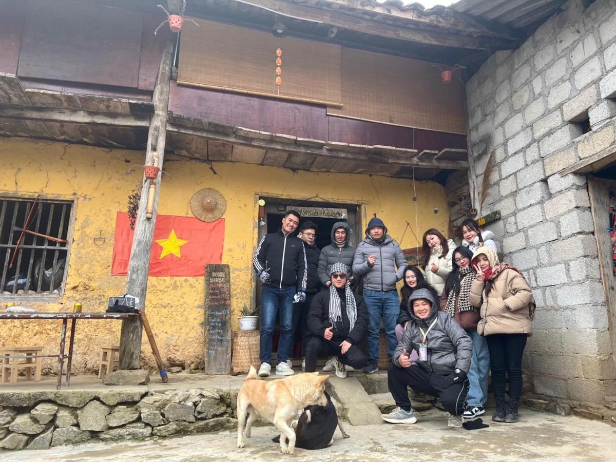 Homie House Thien Huong - Traditional Home 동반 외부 사진